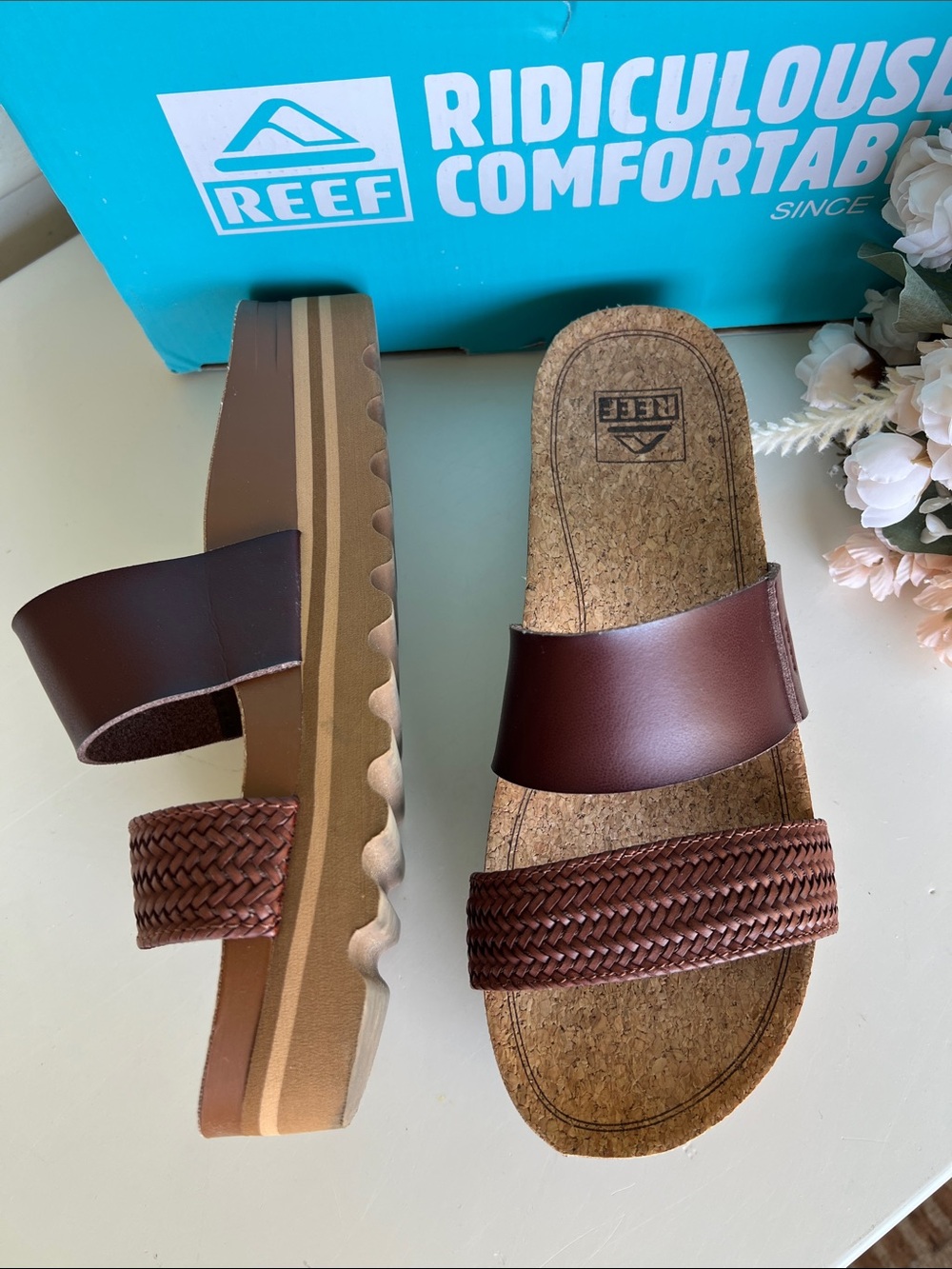 REEF Cushion Vista HI Brown Dual-Strap Platform Slides 🌸 Sz 8.5